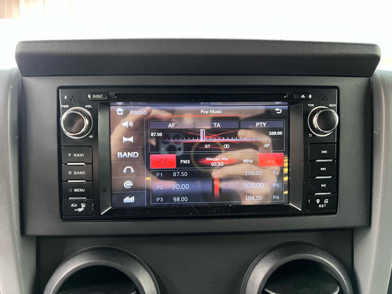 Used 2008 Jeep Wrangler X image 9