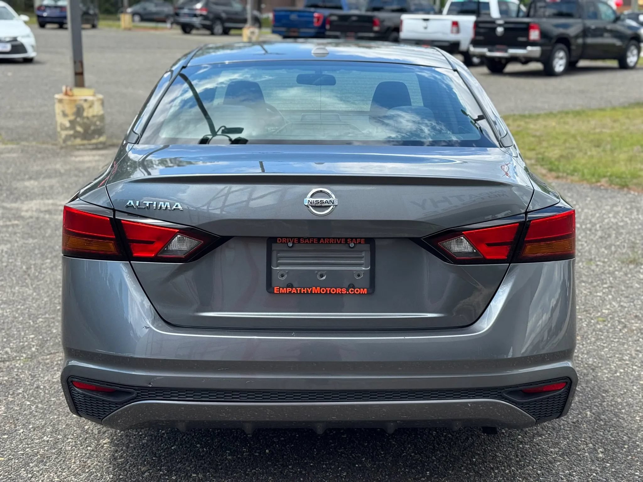 Used 2019 Nissan Altima 2.5 S FWD image 4