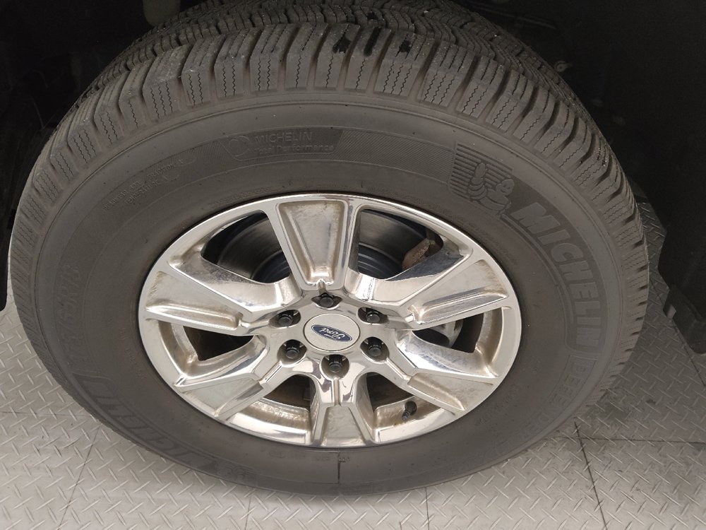 Used 2015 Ford F150 Lariat AWD/4WD image 31