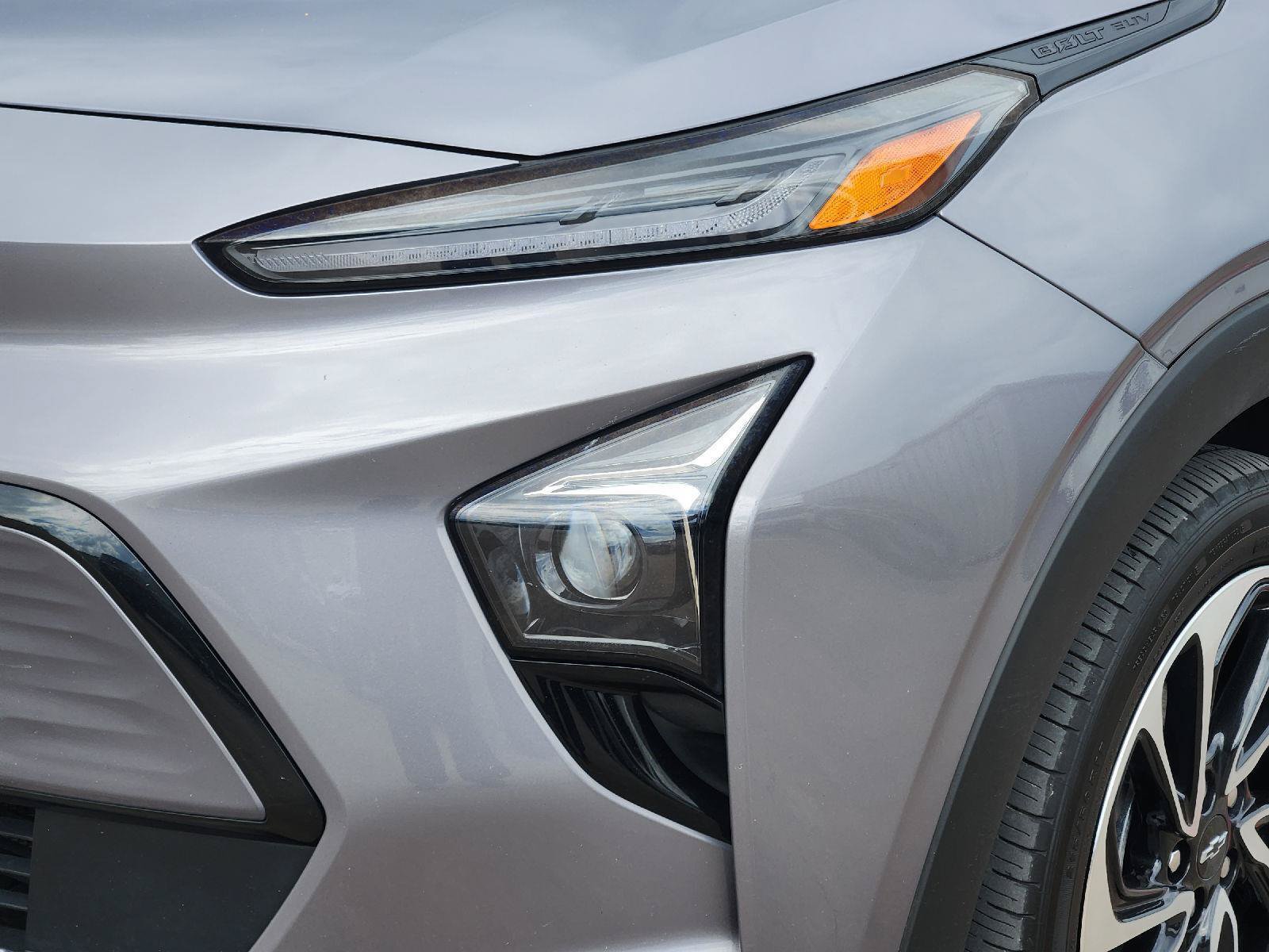 Certified 2023 Chevrolet Bolt EUV Premier w/ Super Cruise Package FWD image 8