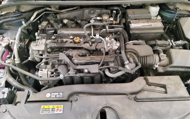 Used 2025 Toyota Corolla LE FWD image 11