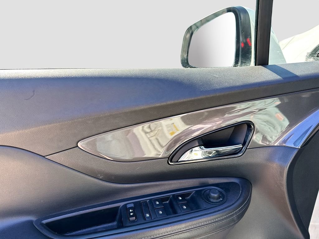 Used 2019 Buick Encore Preferred image 8