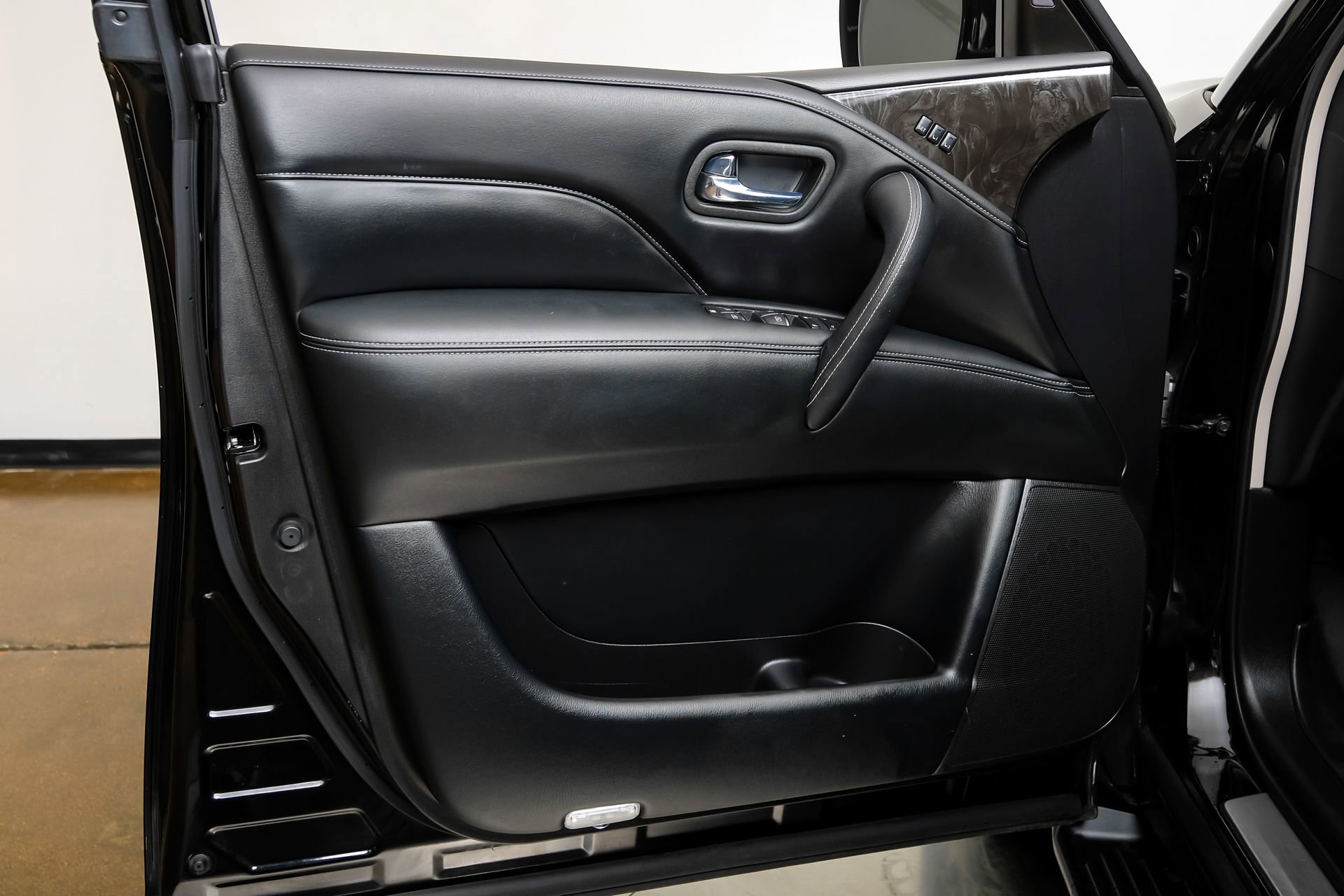 Used 2020 INFINITI QX80 Luxe w/ Proassist Package RWD image 56