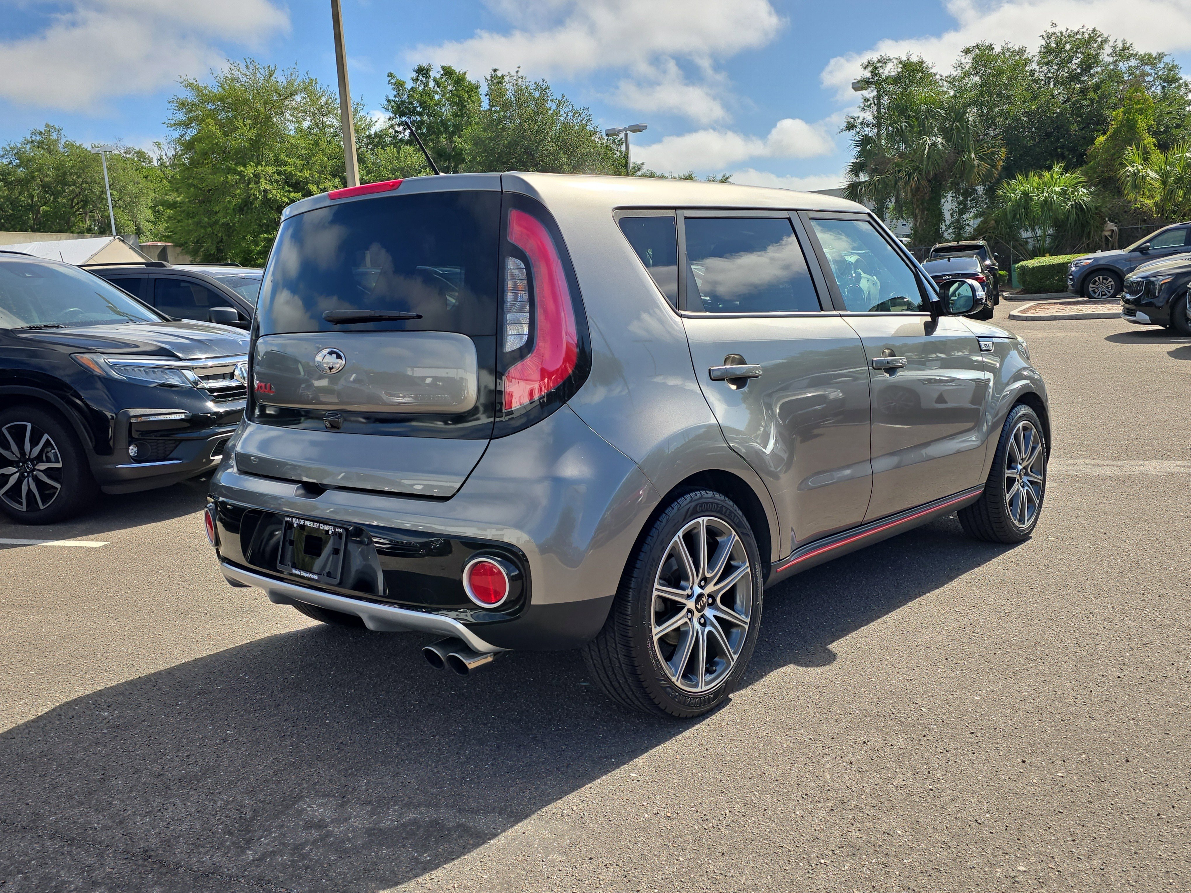 Certified 2018 Kia Soul ! w/ Tech Package FWD image 8