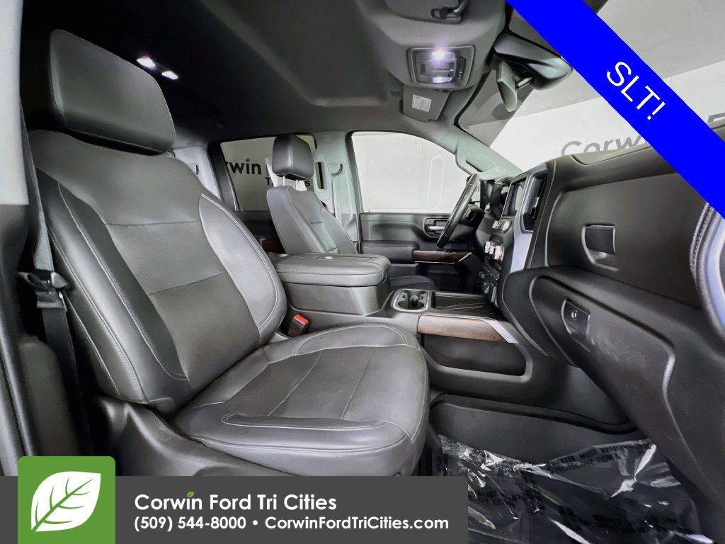 Used 2021 GMC Sierra 2500 SLT w/ SLT Premium Package AWD/4WD image 17