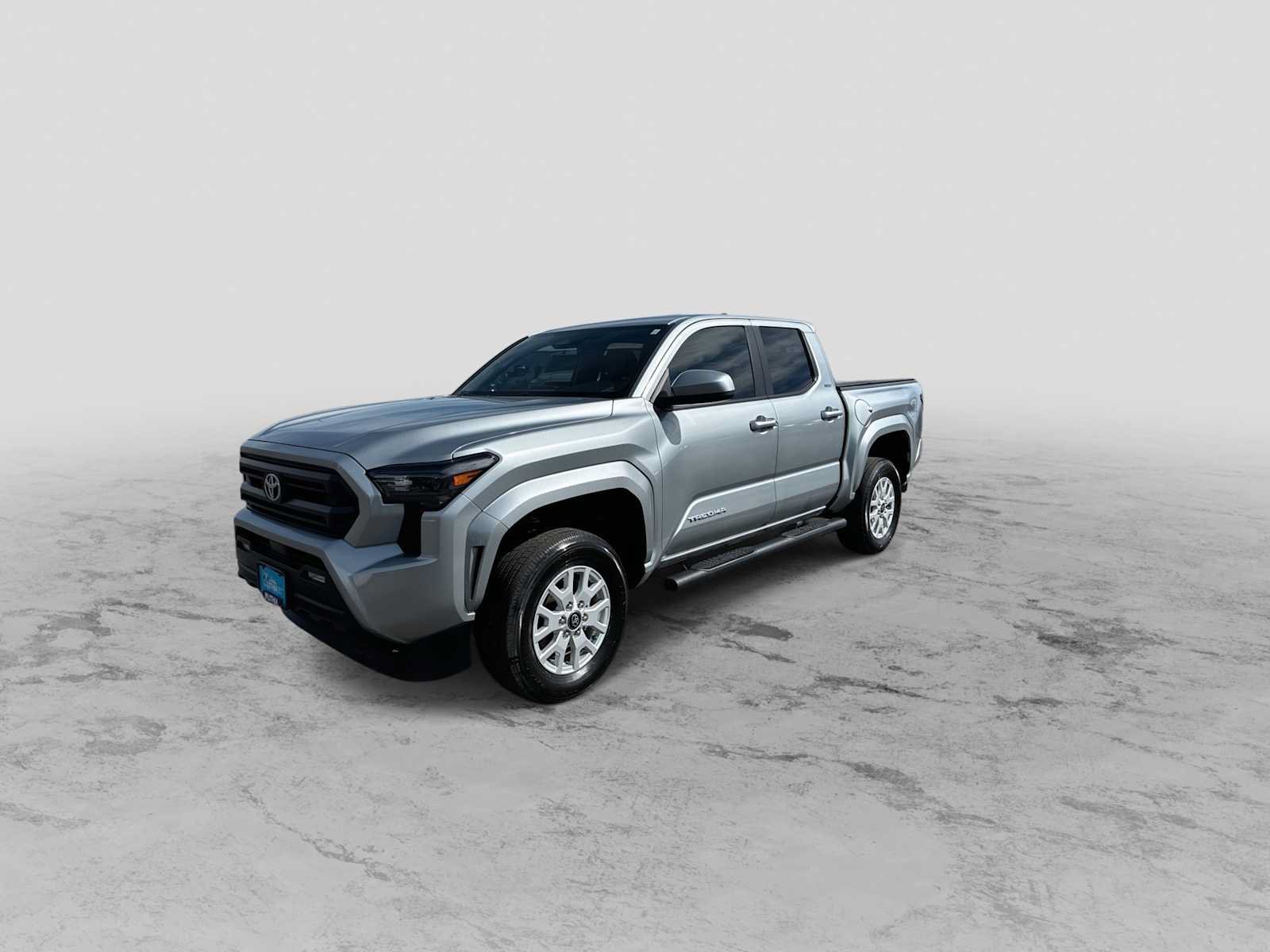 Used 2024 Toyota Tacoma SR5 AWD/4WD image 4