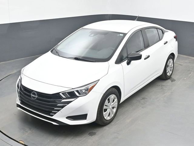 Used 2023 Nissan Versa S FWD image 32