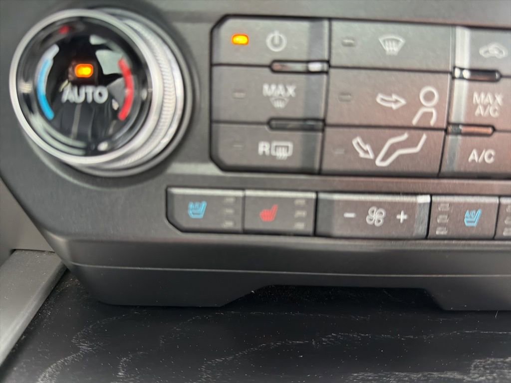 Used 2018 Ford F450 Platinum w/ Platinum Ultimate Package AWD/4WD image 35