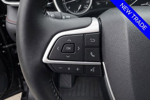 Used 2022 Toyota Highlander XSE image 21