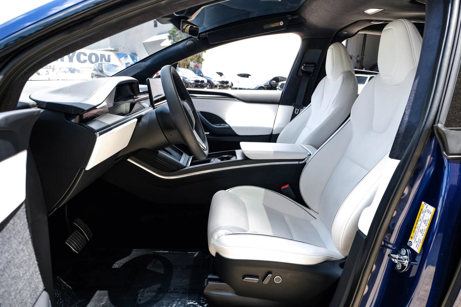 Used 2022 Tesla Model X Plaid AWD/4WD image 3