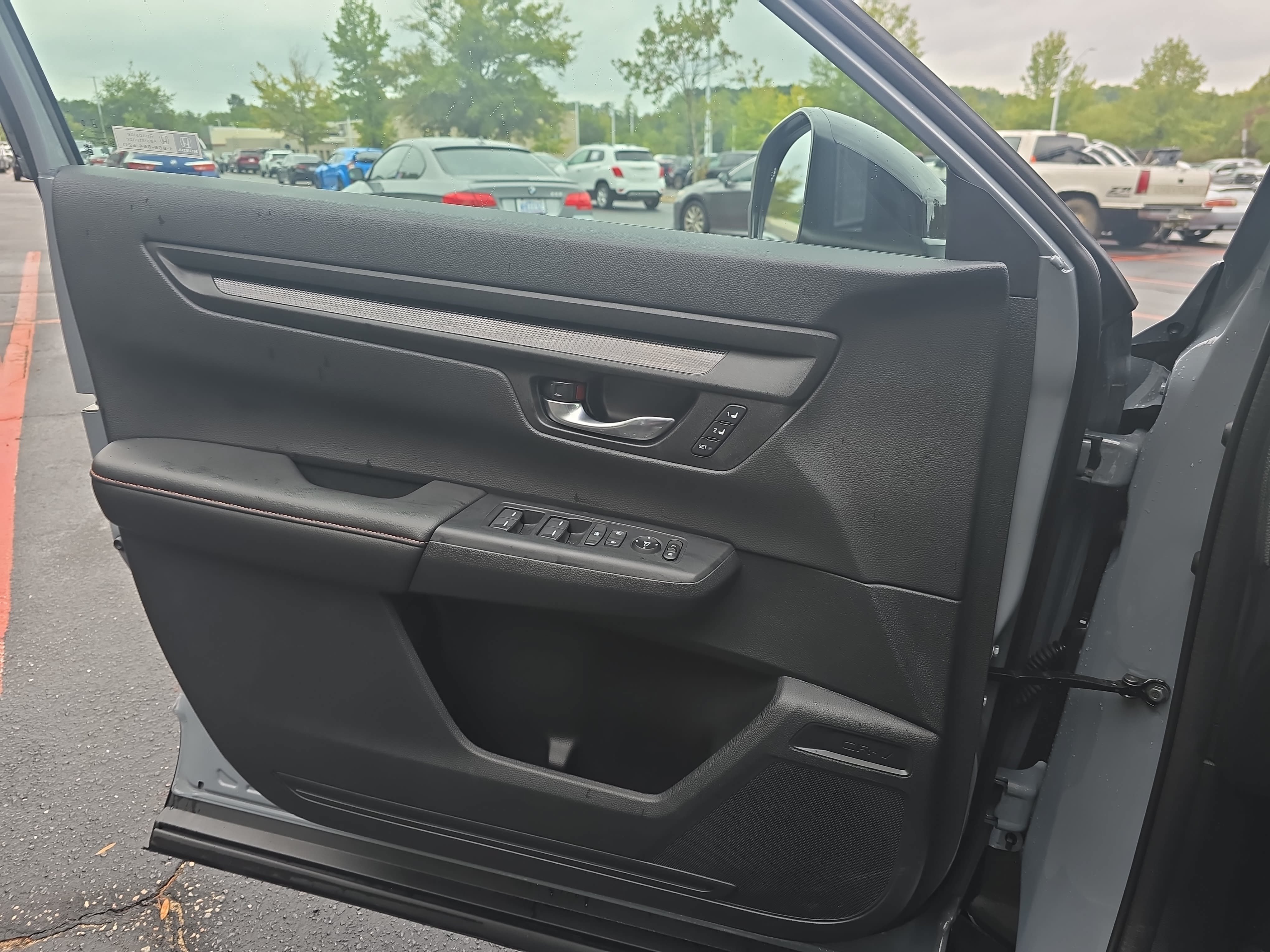 Used 2025 Honda CR-V Sport-L image 27