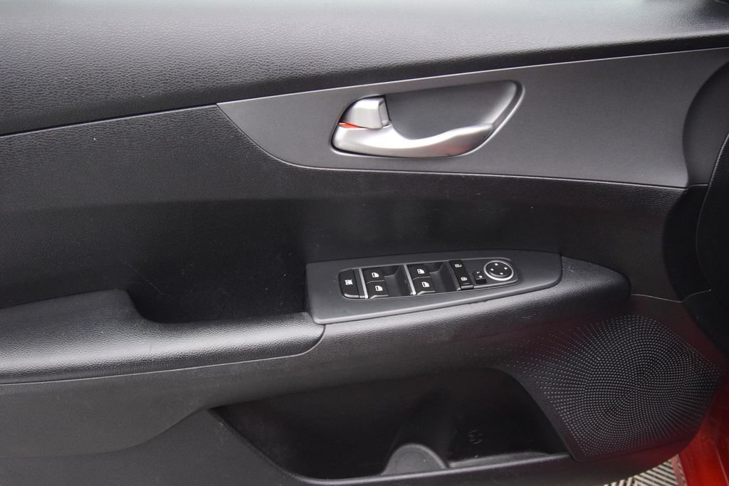 Used 2019 Kia Forte LXS FWD image 26