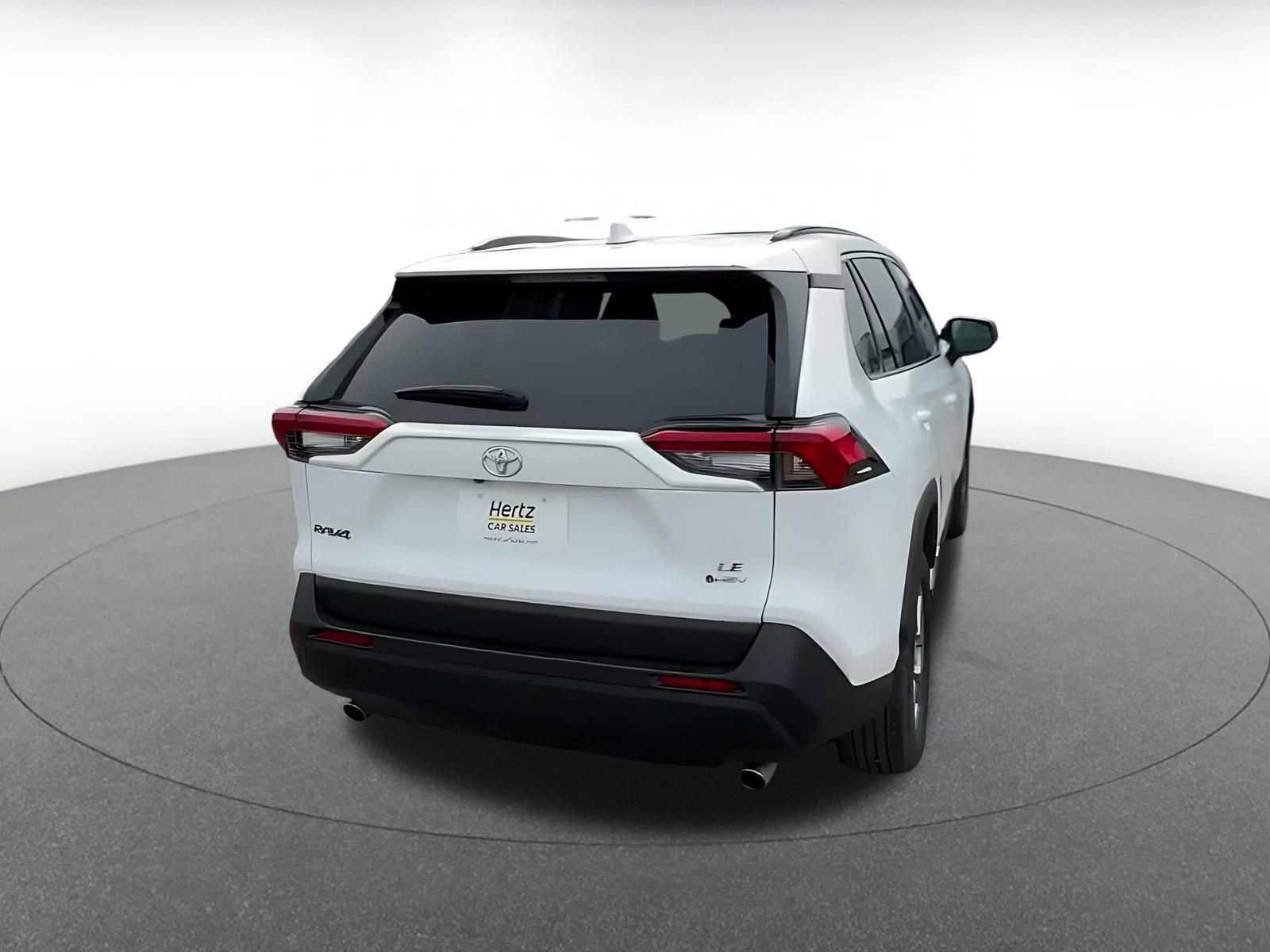 Used 2025 Toyota RAV4 LE image 14