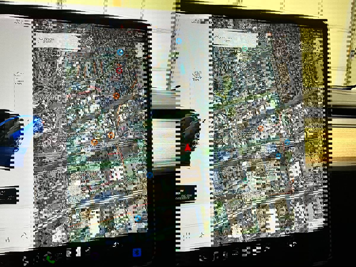 Used 2021 Tesla Model 3 Long Range AWD/4WD image 36