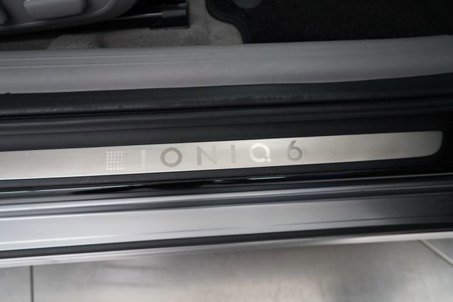 Used 2024 Hyundai Ioniq 6 Limited image 81