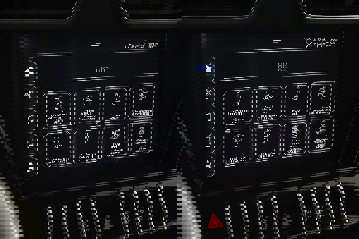 Used 2021 Lamborghini Urus image 63