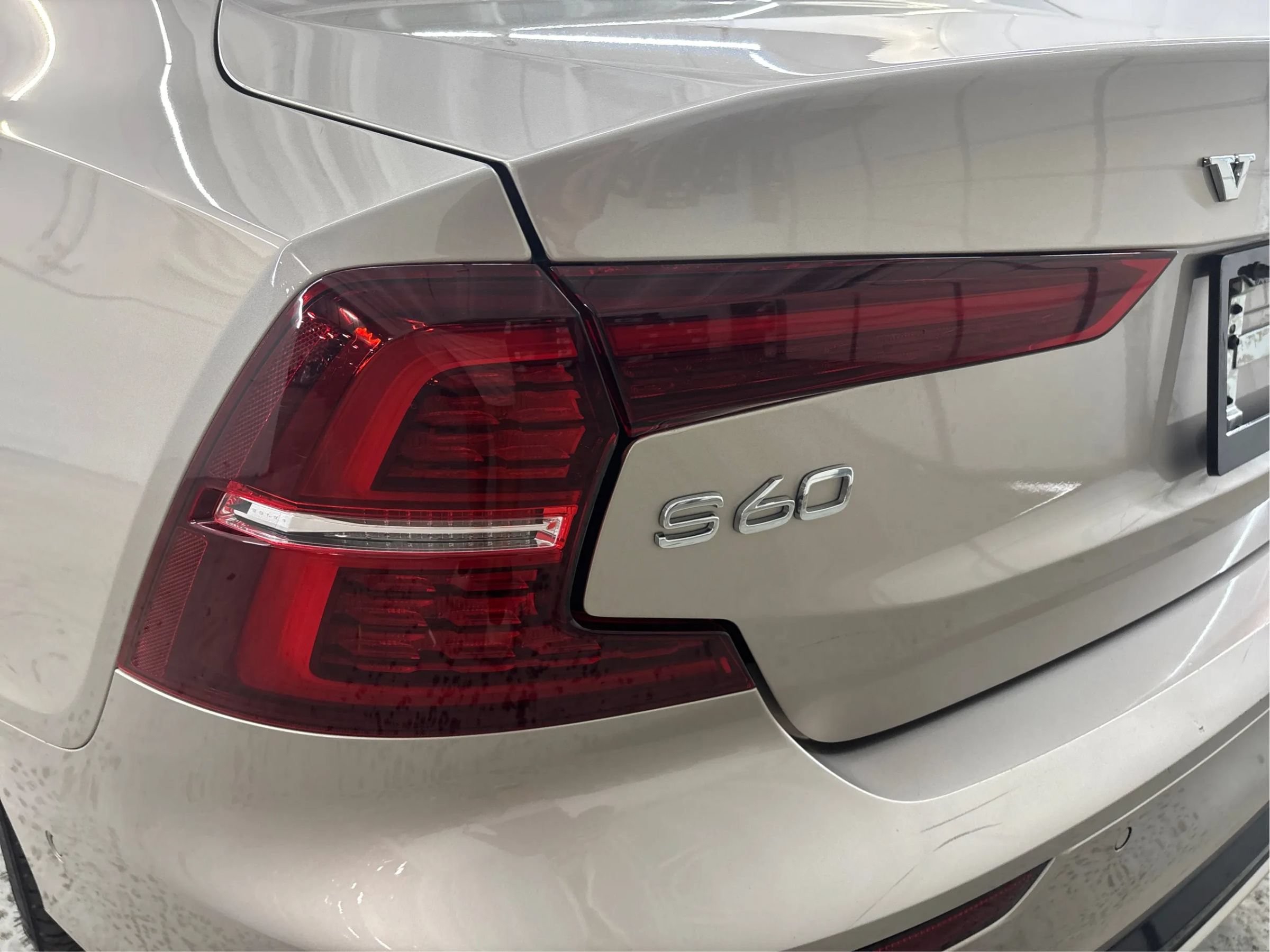 Used 2023 Volvo S60 T8 Plus AWD/4WD image 33