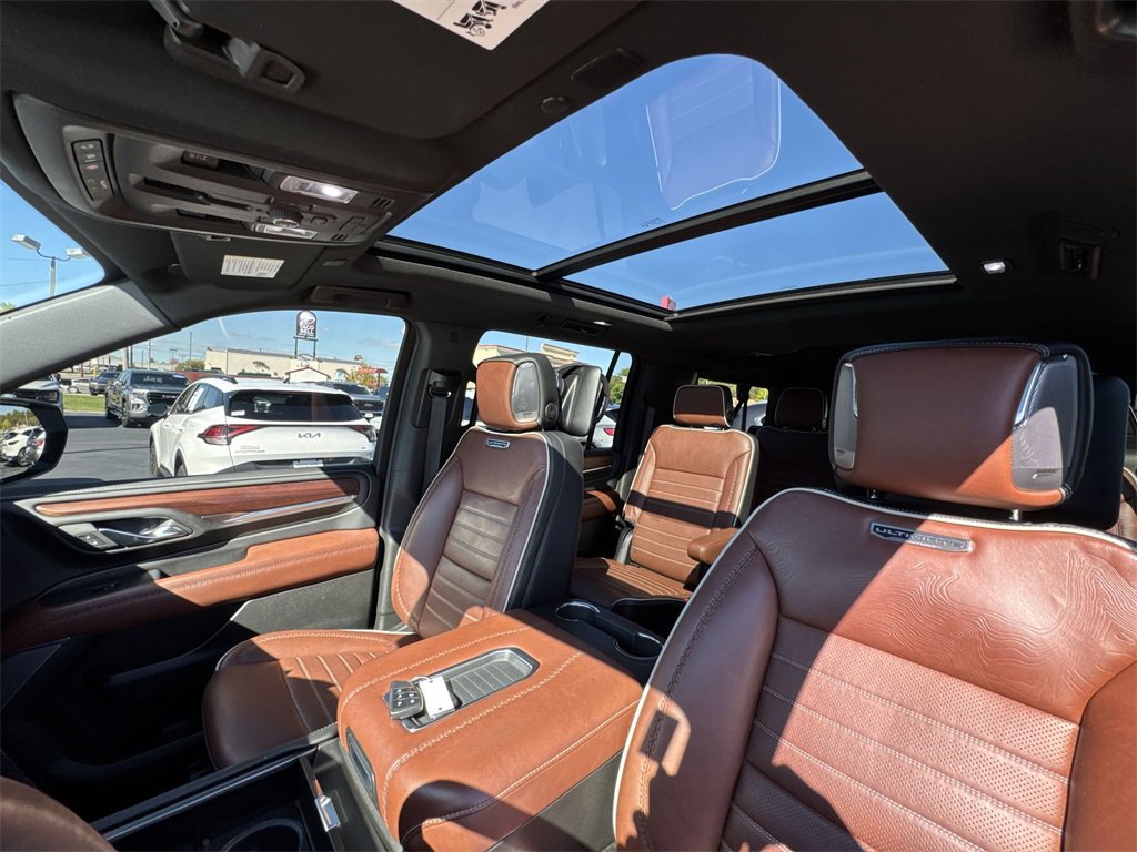 Used 2024 GMC Yukon XL Denali Ultimate image 22