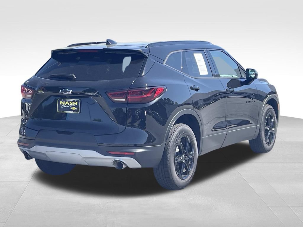 New 2026 Chevrolet Blazer LT w/ Convenience Package FWD image 3