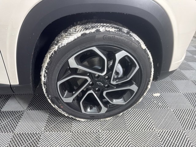 New 2026 Chevrolet Trax RS w/ Sunroof Package image 12