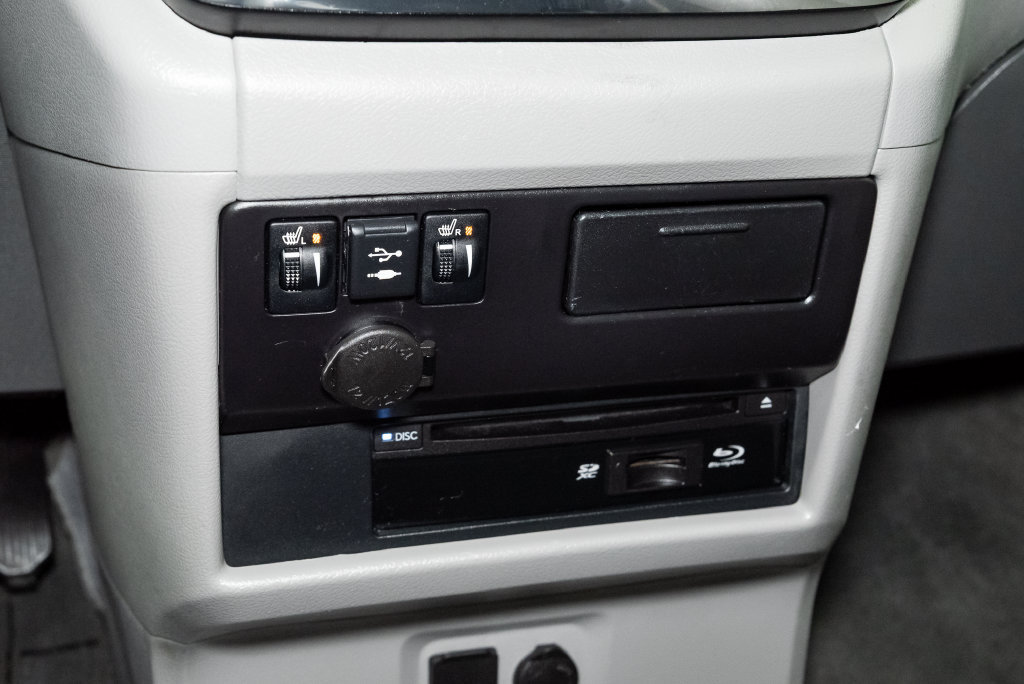 Used 2018 Toyota Sienna XLE Premium FWD image 21