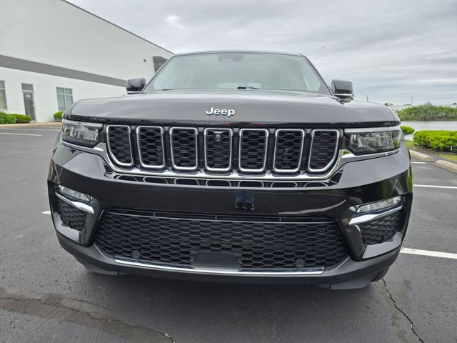 Used 2022 Jeep Grand Cherokee Limited 4xe w/ Luxury Tech Group II AWD/4WD image 15