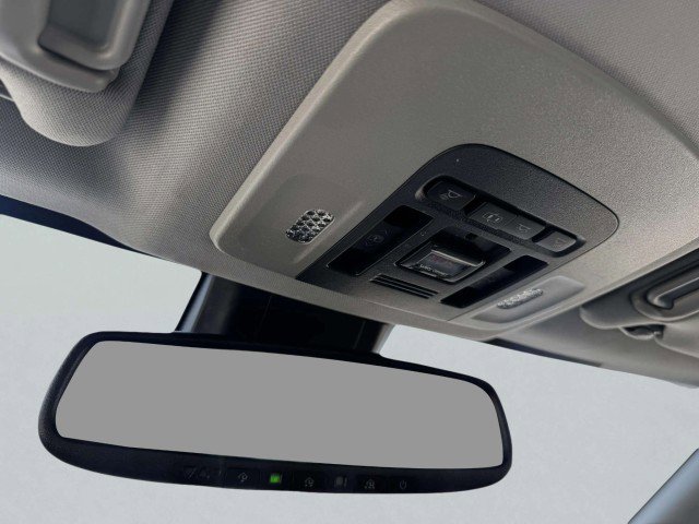 Used 2019 Toyota Camry XLE image 31