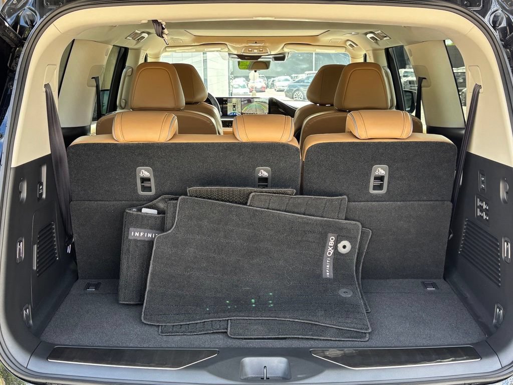 Used 2025 INFINITI QX80 Sensory AWD/4WD image 35