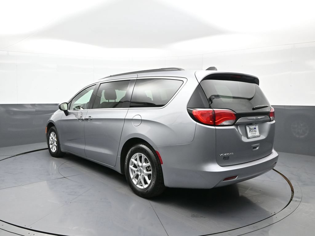 Used 2021 Chrysler Voyager Lxi FWD image 8