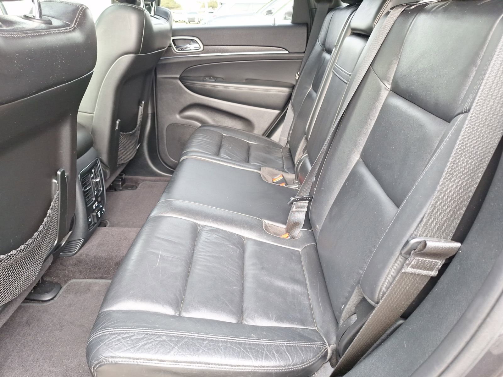 Used 2018 Jeep Grand Cherokee Limited RWD image 31