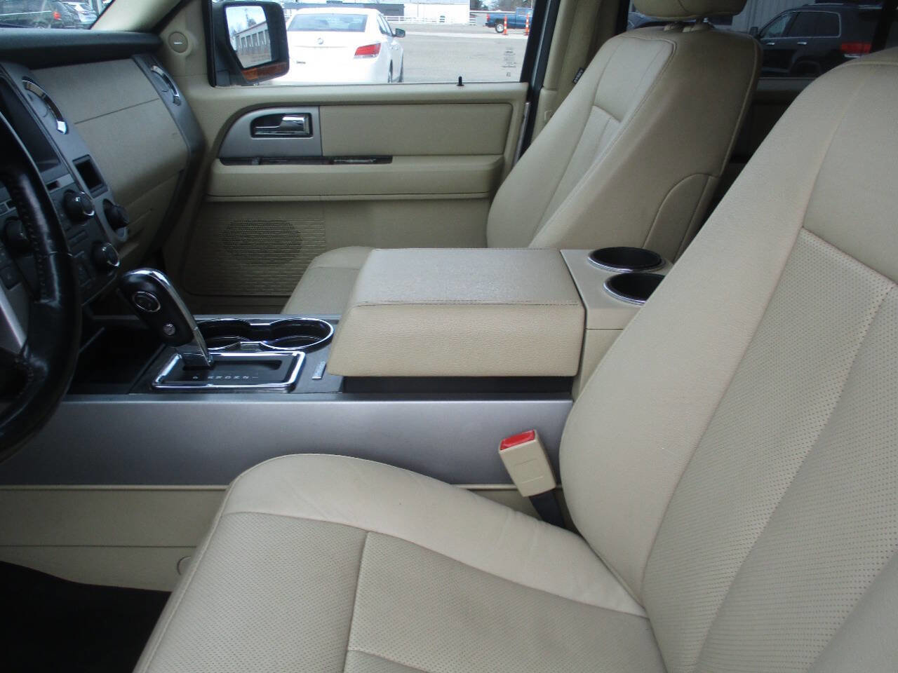 Used 2017 Ford Expedition EL Limited w/ Equipment Group 301A image 17