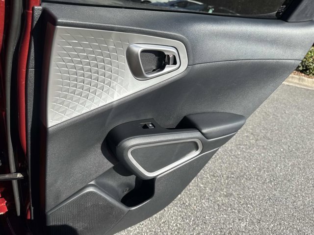 Used 2021 Kia Soul LX image 18