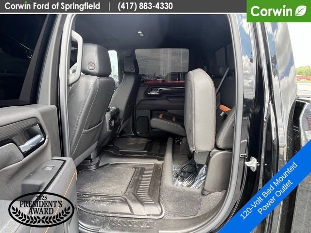 Used 2025 GMC Sierra 2500 AT4 w/ AT4 Premium Plus Package image 14