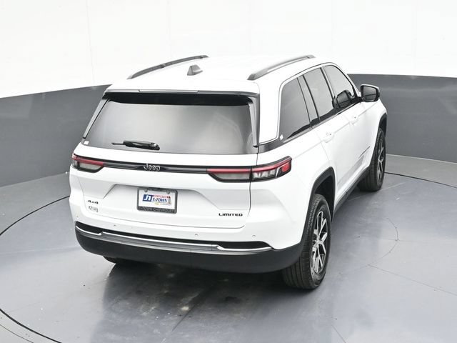 Used 2024 Jeep Grand Cherokee Limited w/ Trailer Tow Package AWD/4WD image 60