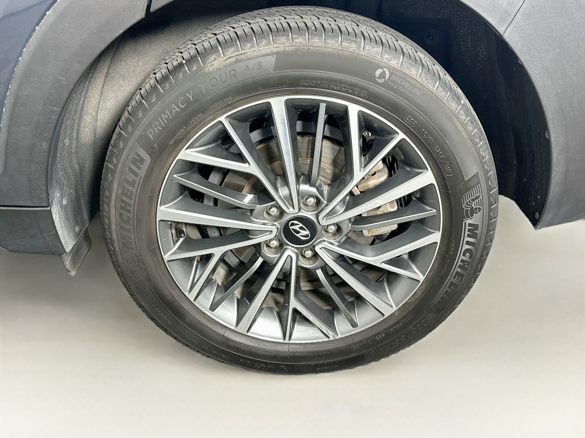 Used 2020 Hyundai Tucson Limited FWD image 11
