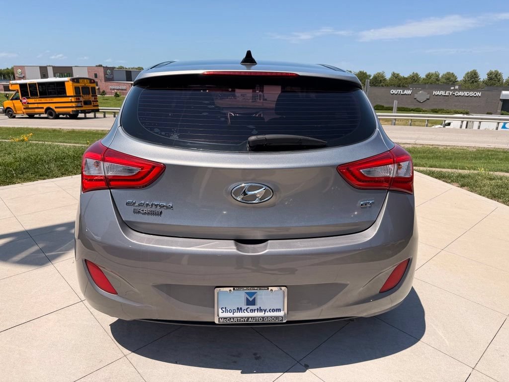 Used 2015 Hyundai Elantra GT w/ Option Group 03 FWD image 4