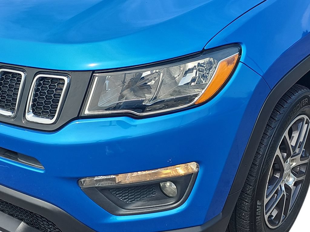 Used 2019 Jeep Compass Latitude w/ Popular Equipment Group FWD image 31