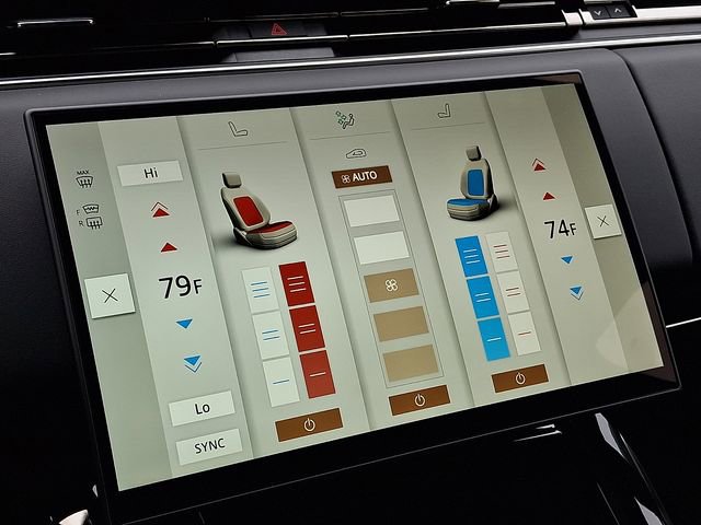 Used 2025 Land Rover Range Rover Sport Dynamic SE image 17