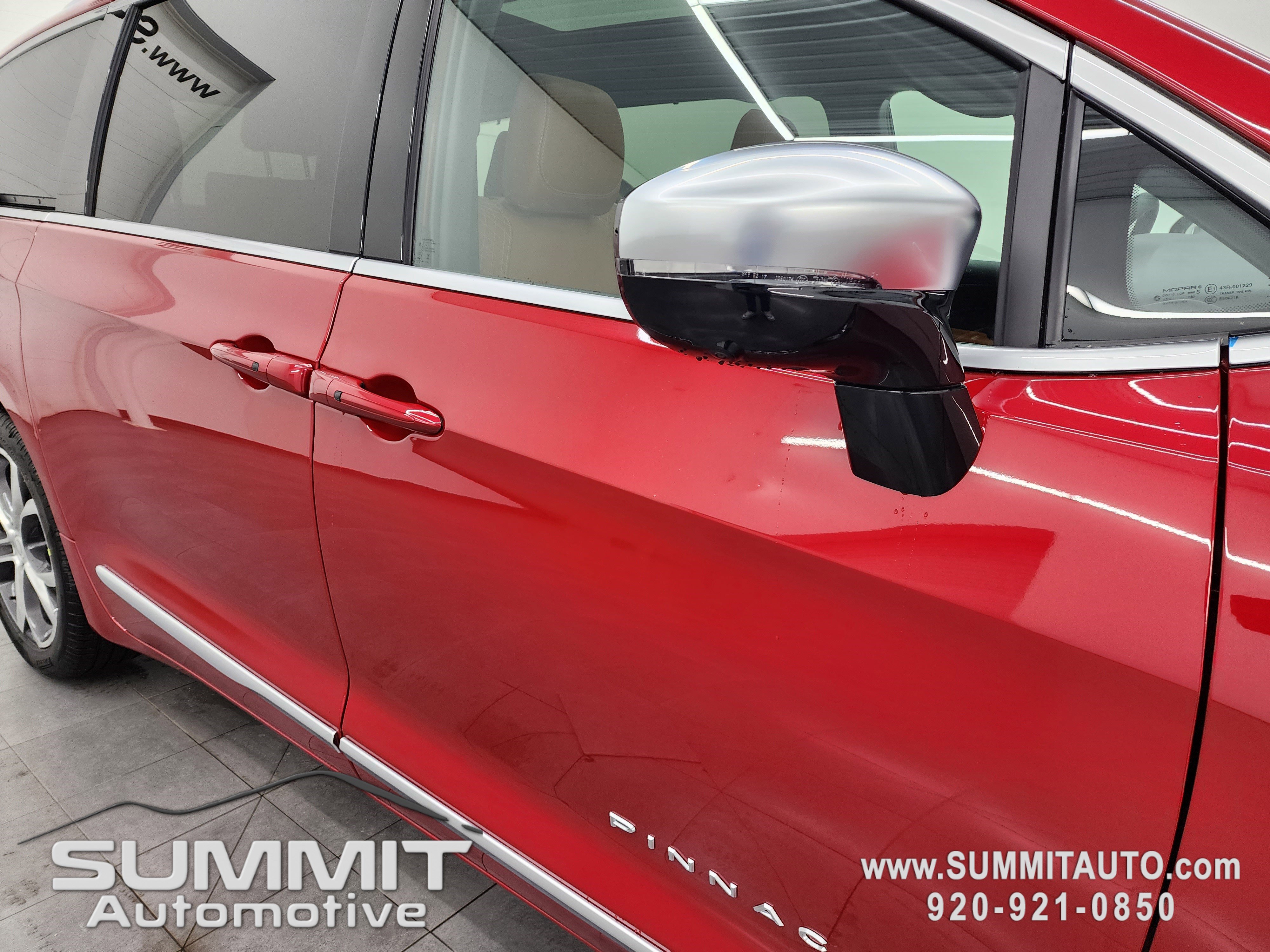 New 2026 Chrysler Pacifica Pinnacle w/ Trailer Tow Group image 28