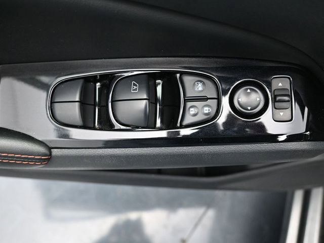 Used 2025 Nissan Altima 2.5 SR image 13