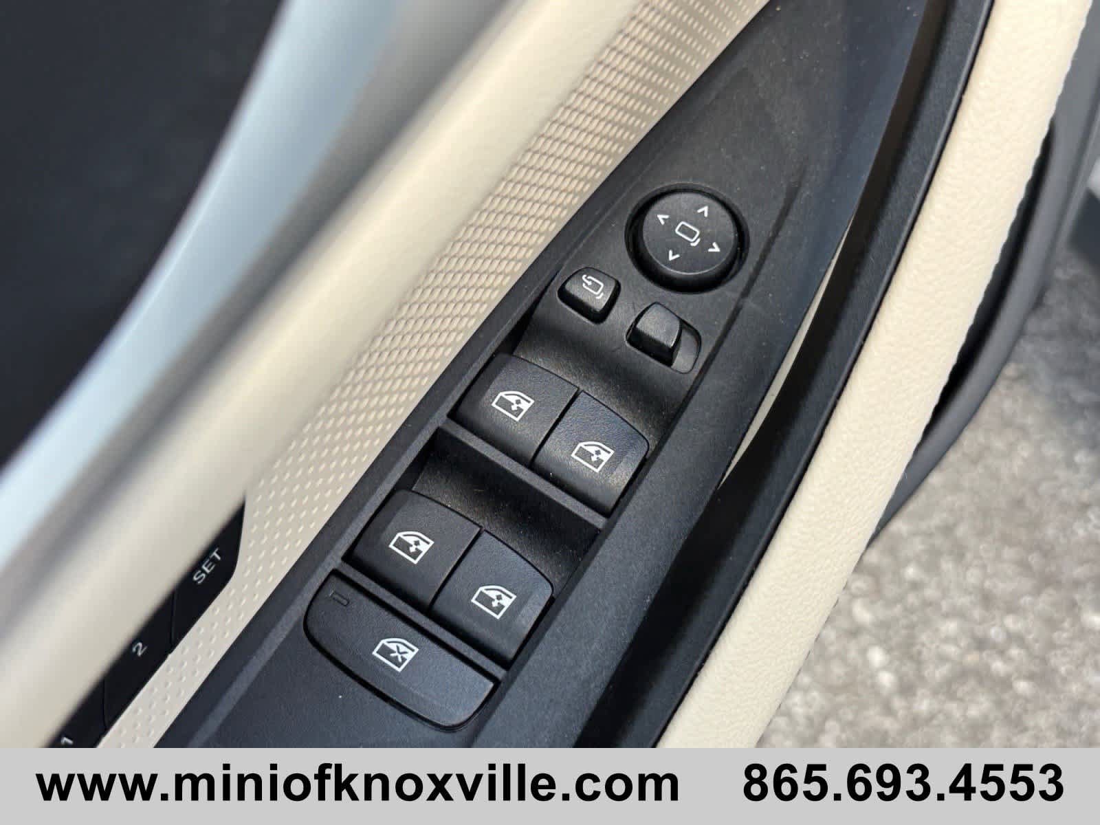 Used 2025 BMW i4 eDrive40 w/ Parking Assistance Package RWD image 12