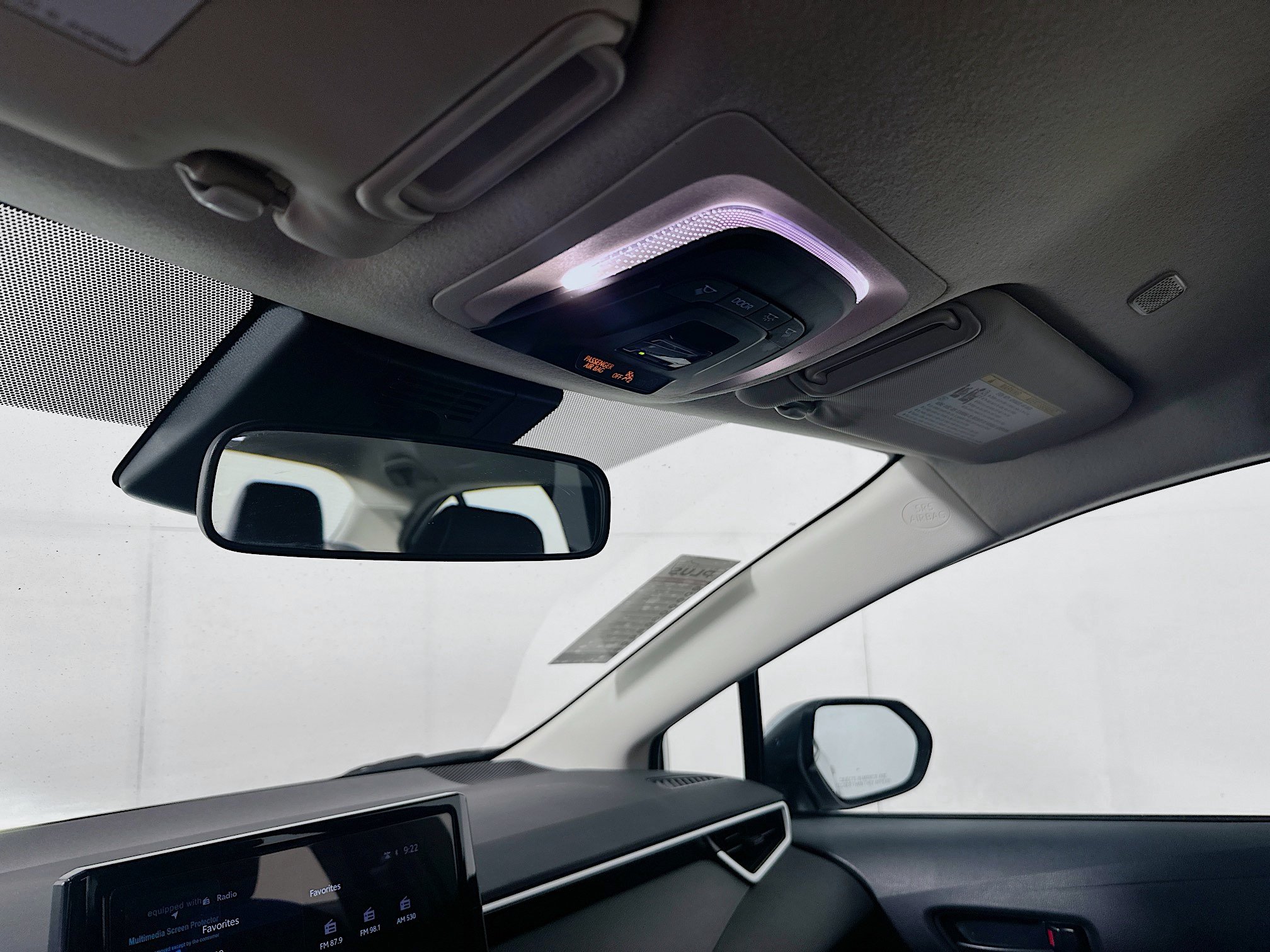 Used 2025 Toyota Corolla LE FWD image 18