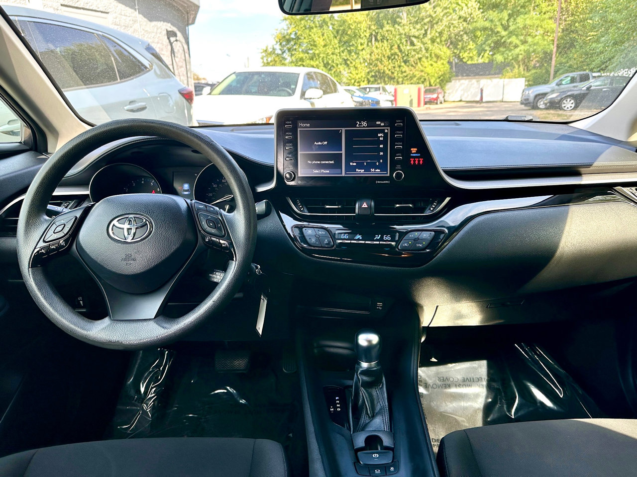 Used 2021 Toyota C-HR LE image 6