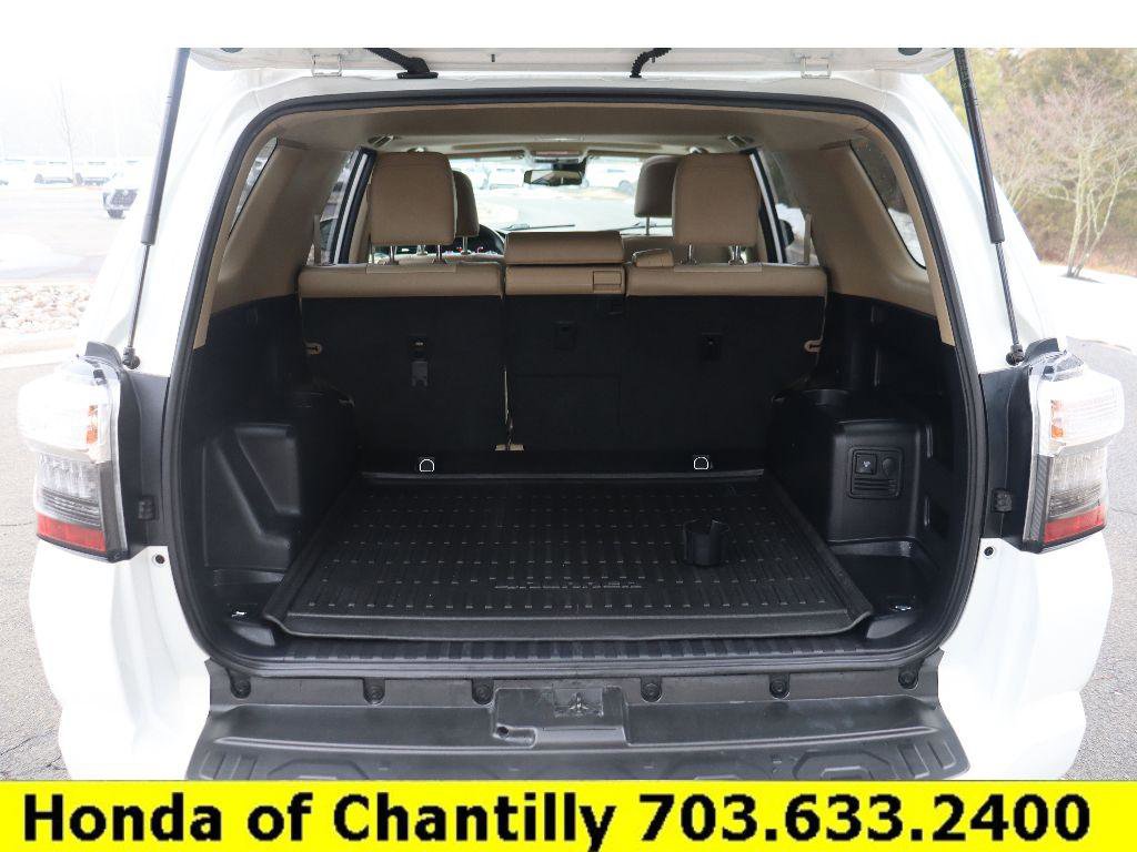 Used 2023 Toyota 4Runner SR5 Premium w/ Moonroof Package image 27