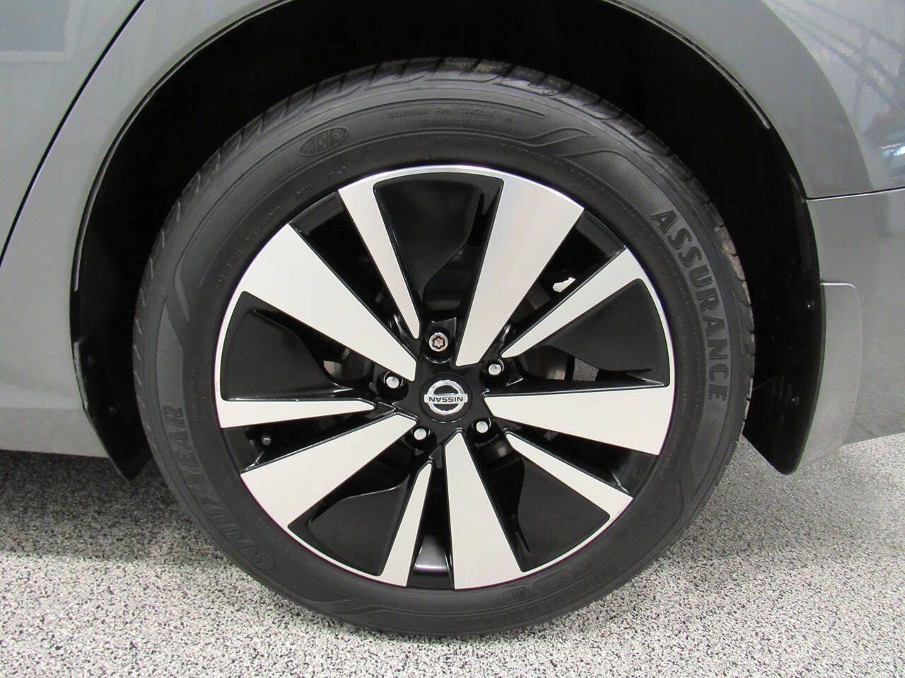 Used 2021 Nissan Altima 2.5 SV FWD image 11