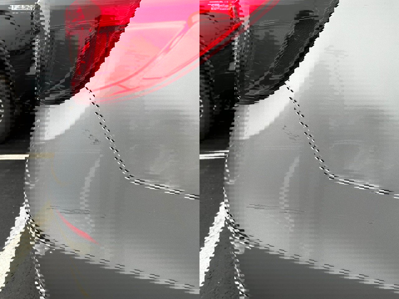 Used 2018 Honda Accord Sport image 12