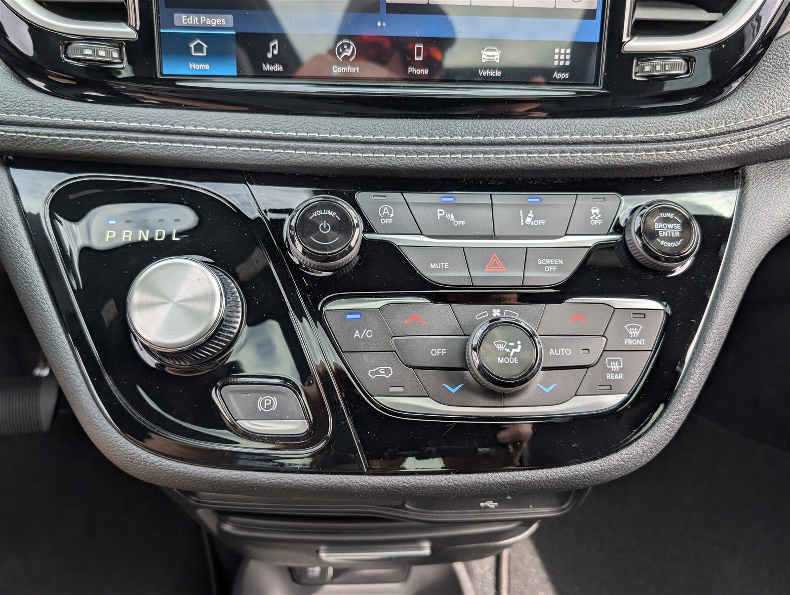 New 2026 Chrysler Pacifica Select image 22