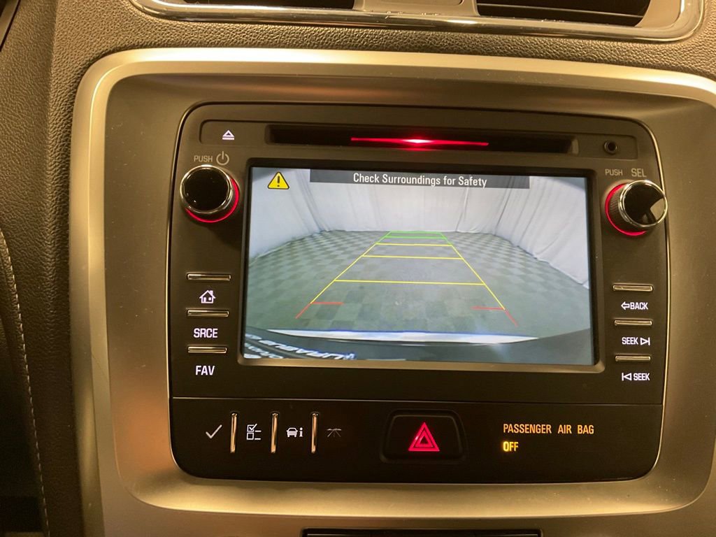 Used 2014 GMC Acadia SLE image 20