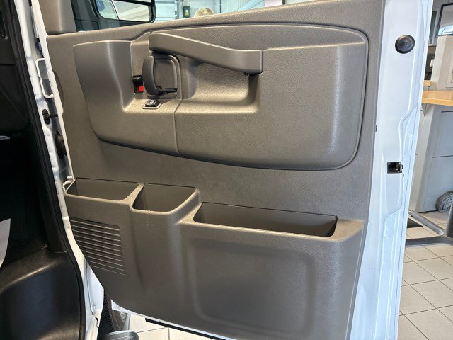 Used 2024 Chevrolet Express 3500 LT w/ LT Preferred Equipment Group image 28