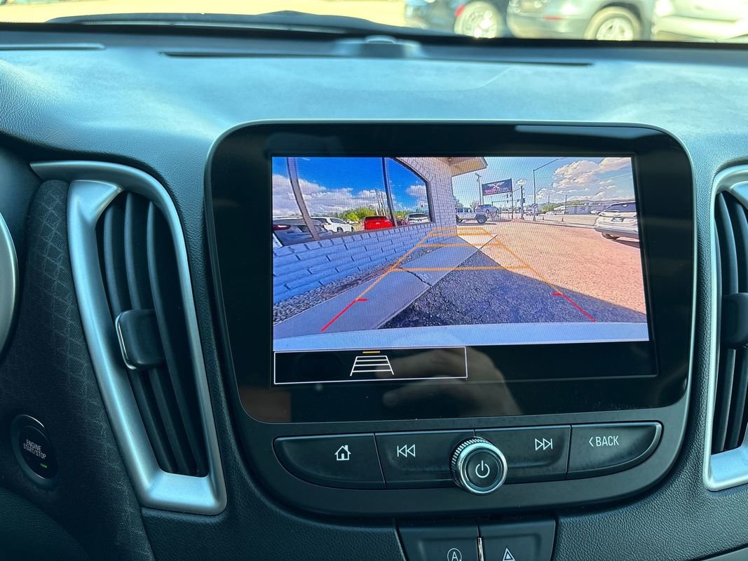 Used 2024 Chevrolet Malibu LT FWD image 14